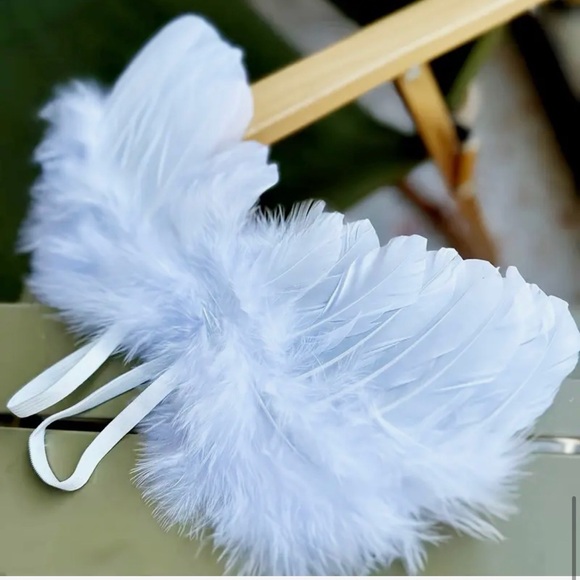🩷 FREE WITH ANY PURCHASE White Angel Wings Silver Headband Baby Infant Photo - Picture 11 of 11